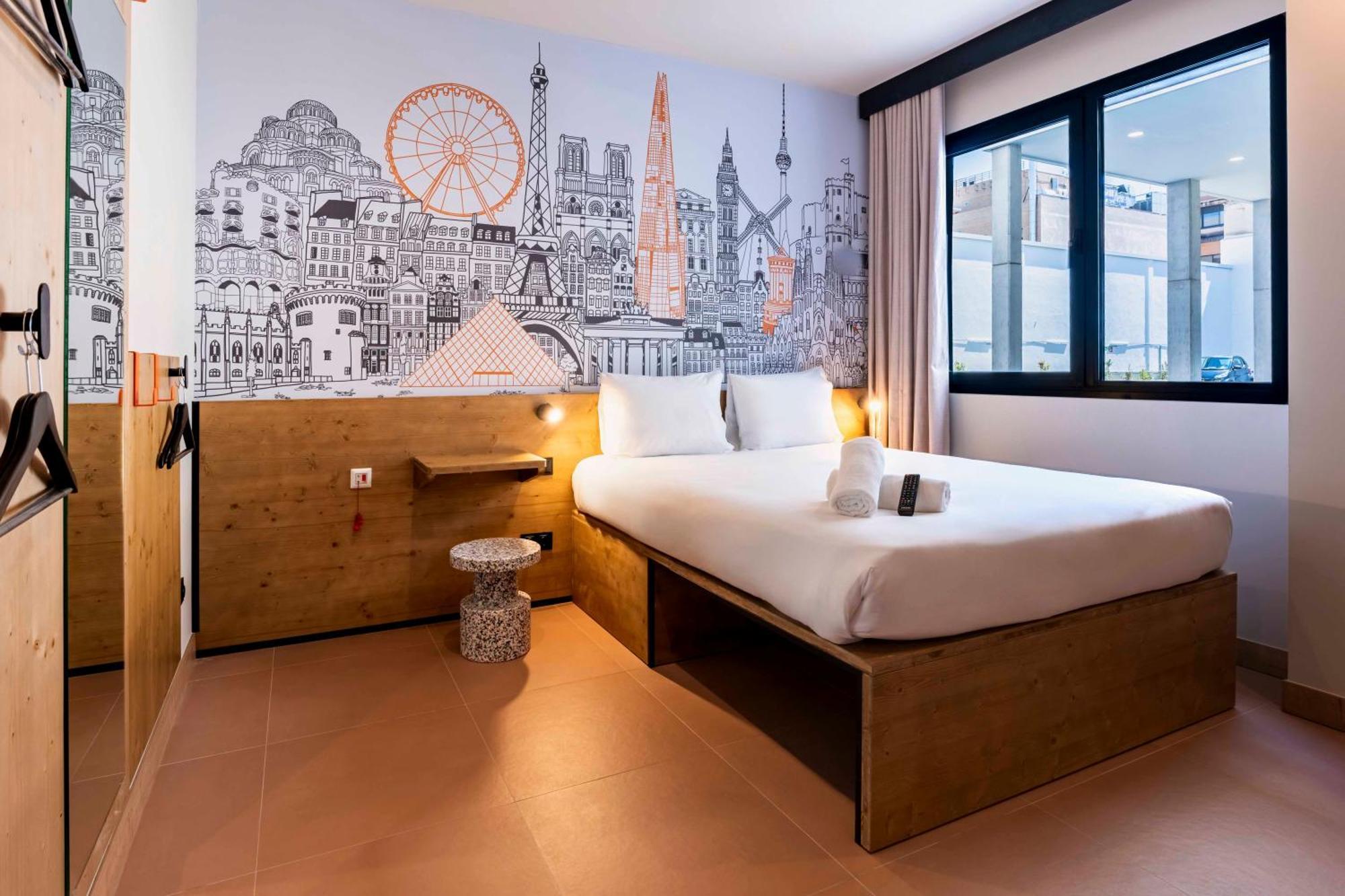 Easyhotel Madrid Alcala Zewnętrze zdjęcie