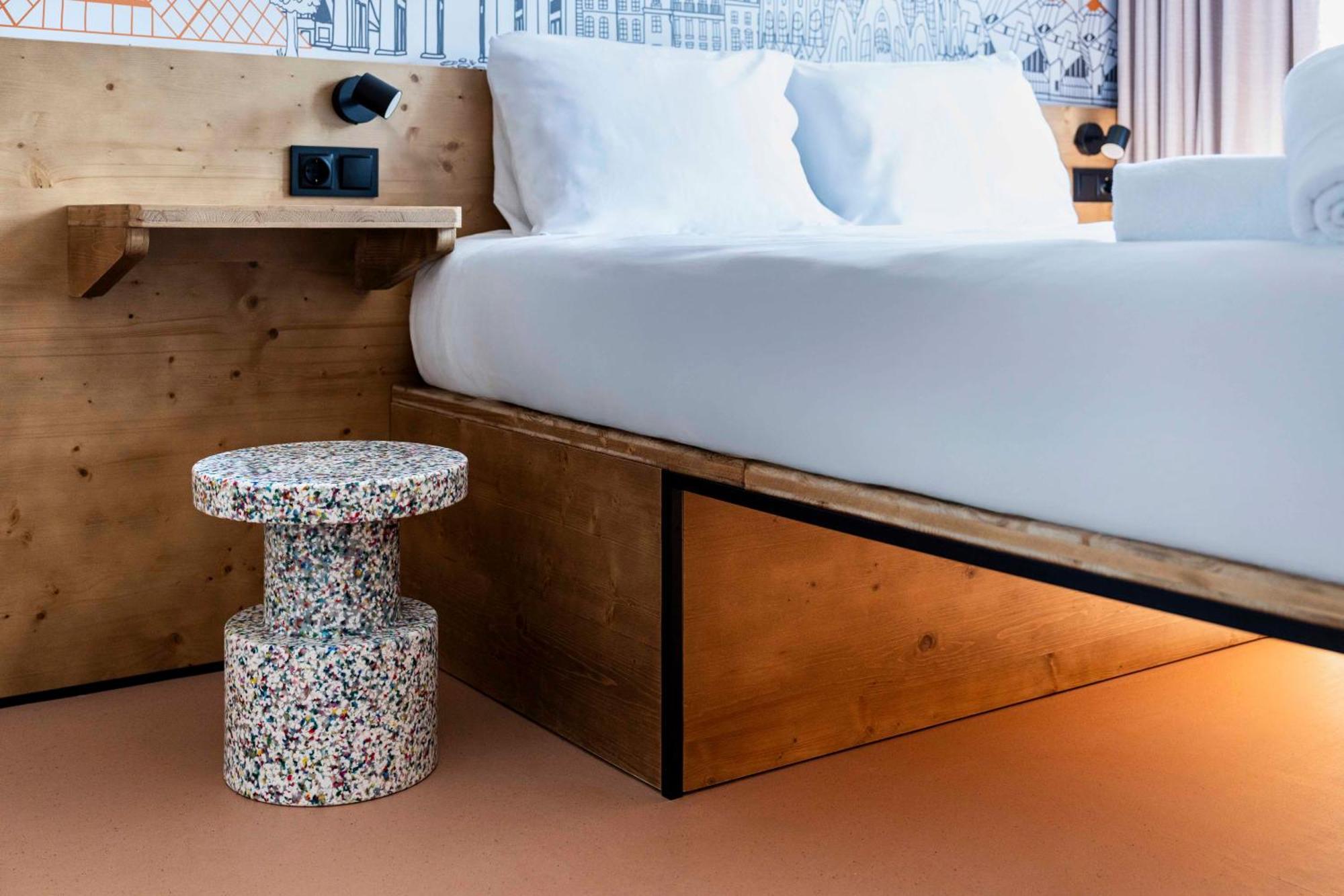 Easyhotel Madrid Alcala Zewnętrze zdjęcie