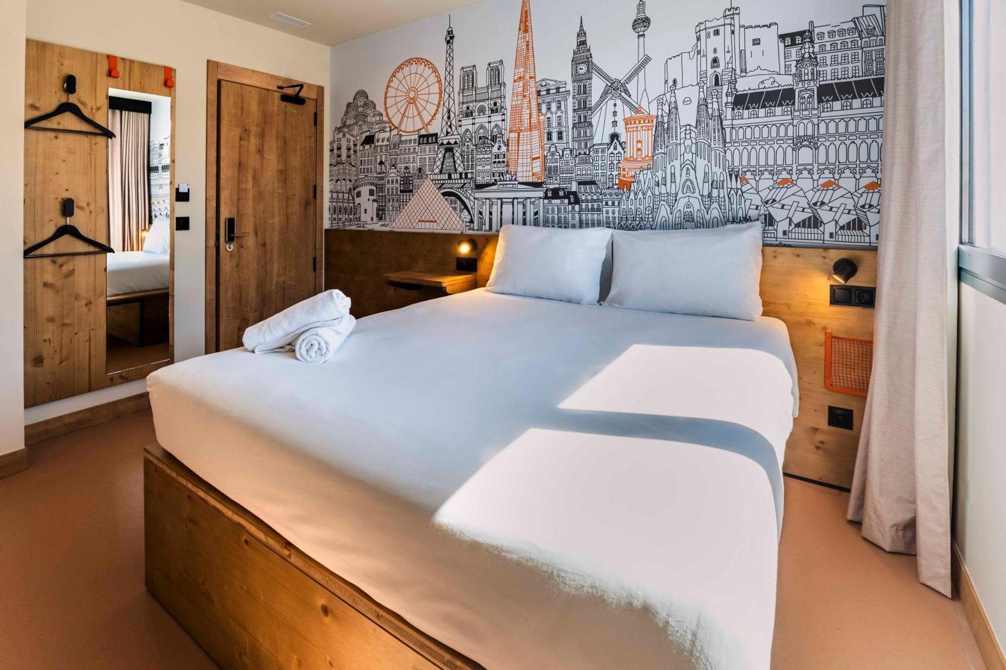 Easyhotel Madrid Alcala Zewnętrze zdjęcie