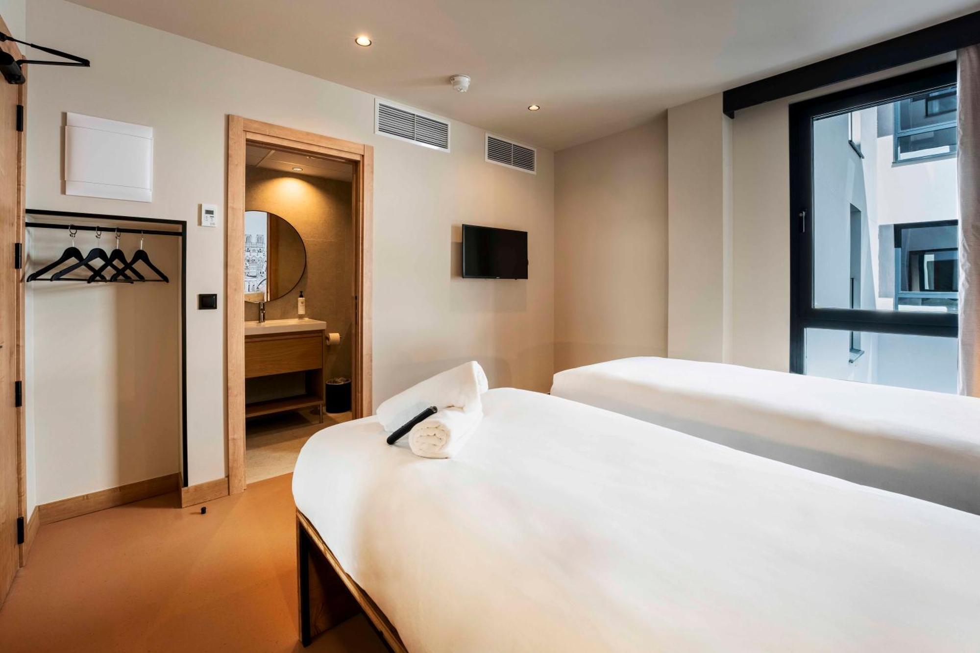 Easyhotel Madrid Alcala Zewnętrze zdjęcie