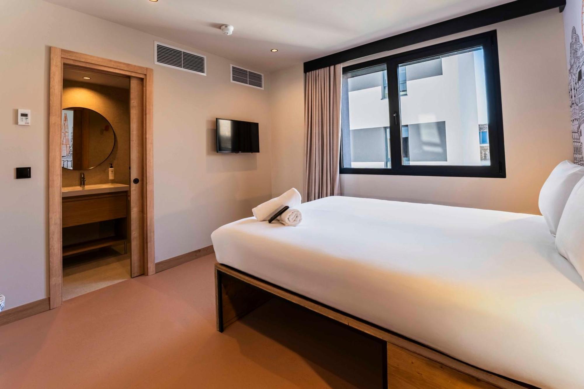 Easyhotel Madrid Alcala Zewnętrze zdjęcie