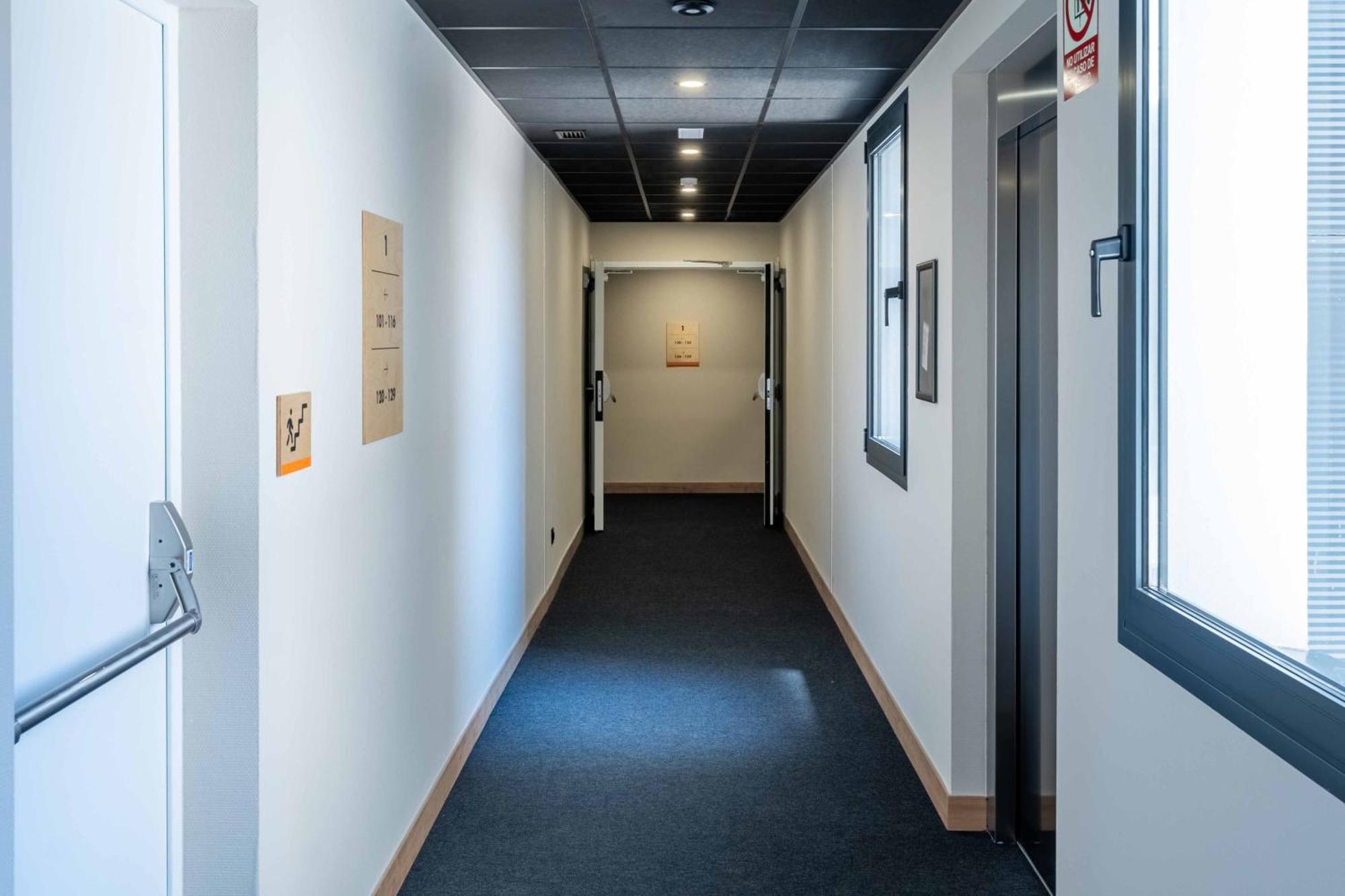 Easyhotel Madrid Alcala Zewnętrze zdjęcie